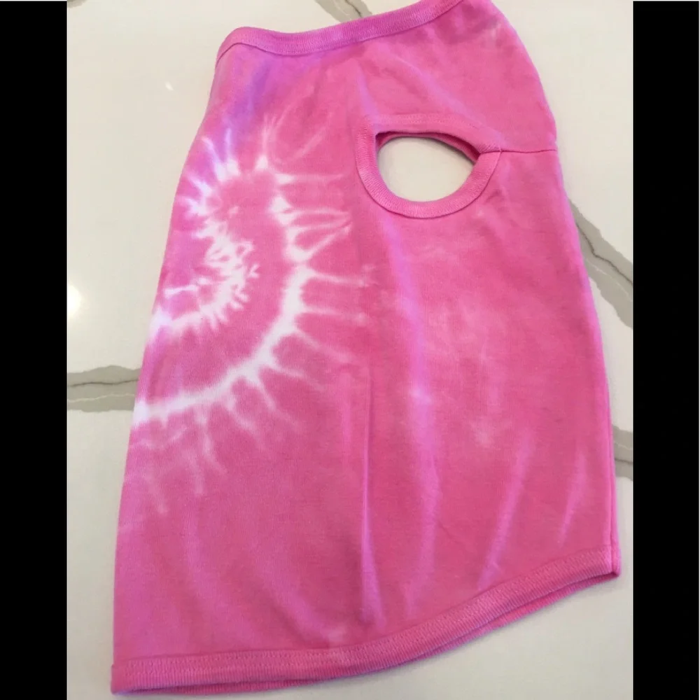 ***SALE***NWOT Custom Tie-Dyed Lucky Horseshoe Doggie Tee